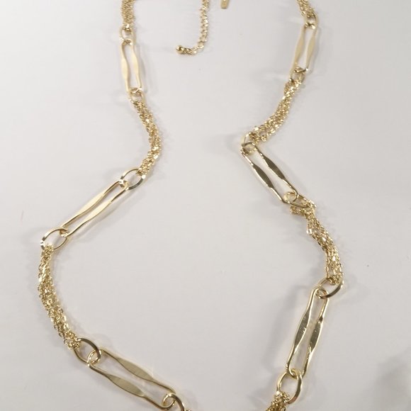 Cache Women's Classic Style Gold Hammered shiny Oval Link Long Necklace NWT49 - Picture 4 of 13
